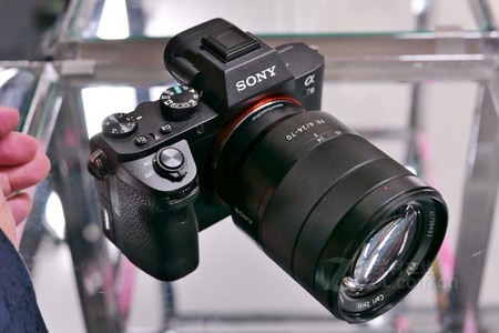 索尼a7m2同三星nx1比哪个好-索尼手机好还是