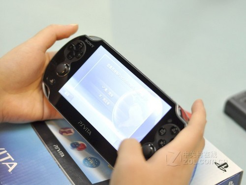 热门游戏掌机 索尼PSV wifi版现价1380元 