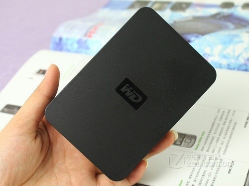 USB3.0更快更稳定 WD 1TB移动硬盘热销-西部数据 ELEMENTS SE 1TB(WDBPCK0010BBK)_合肥移动硬盘行情-中关村在线
