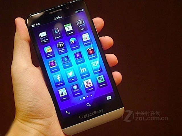 黑莓z30改版机_黑莓 z30 刷机_黑莓z30拆解