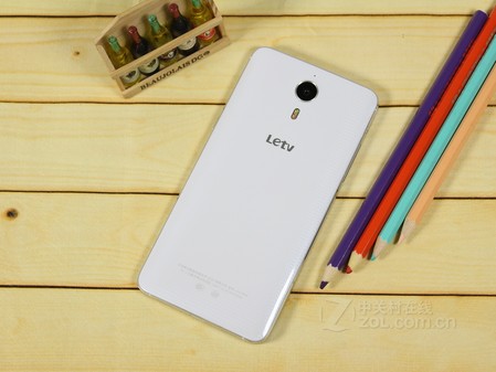 叫板小米手机 乐视手机南京现货1900元-乐视