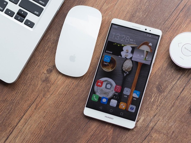 华为Mate8现在多少钱 全新报价2450元