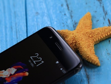 很漂亮的智能乐虎国际手机客户端OnePlus 5 南宁泓一:3600元 很漂亮的智能乐虎国际手机客户端OnePlus 5 南宁泓一:3600元
