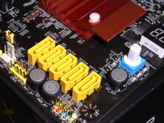 ��������+˫������ ����ħ��890GX��699 