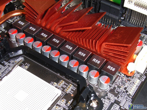 ��������+˫������ ����ħ��890GX��699 