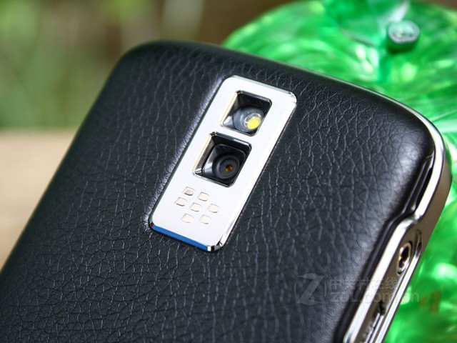 趣味体验 黑莓9000手机热销288元