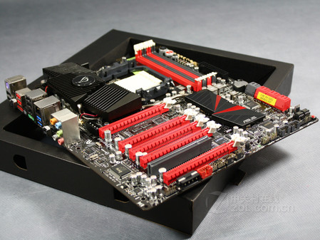 N+A混合交火 华硕玩家国度C4E强力曝光