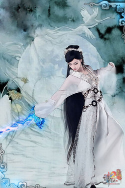 侠女柔情《诛仙2》玩家cos手绘版雪琪