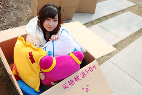 《泡泡<em>英雄</em>》公仔诸多帅哥<em>靓妹</em>陪衬登场_泡泡