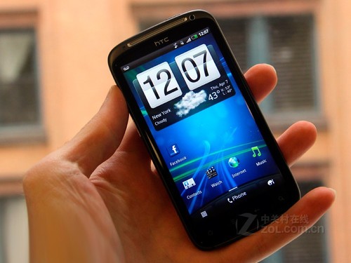 qHD高清SLCD屏幕 HTC G14售价2450元