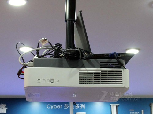 sony索尼F500X投影仪家用高清3LCD投影机7