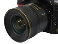 �῵ D700