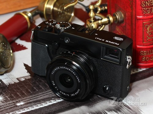 高画质旁轴相机 富士X-Pro 1售10300元