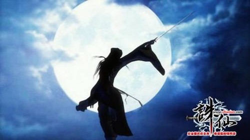 雪琪月下舞剑的样子美极了《剑侠情缘网络版3》--《侠忆》剑网3一代