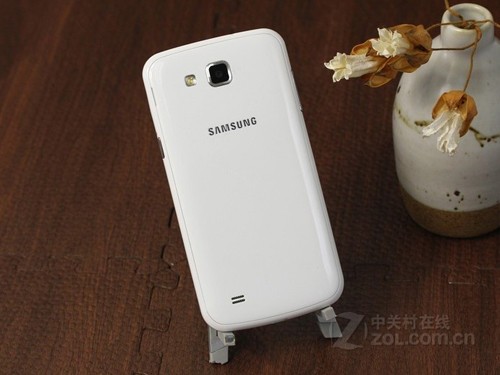 双核720p高清屏 三星i9268报价2299元