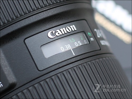 EF 24-70mm f/2.8L IIͷ9750Ԫ 