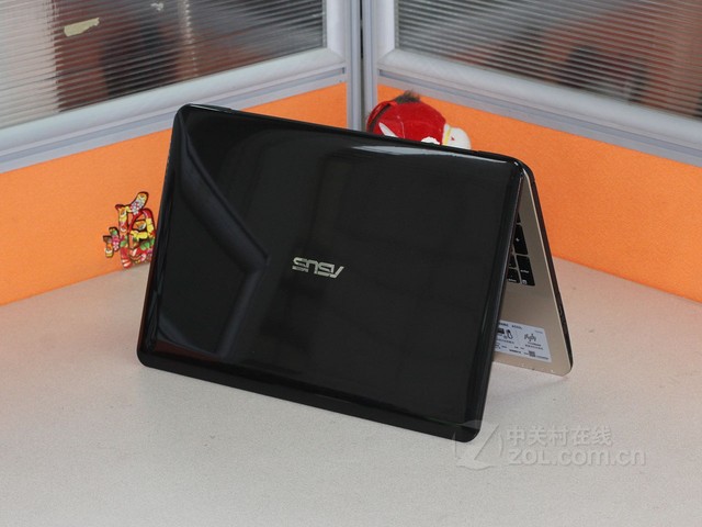 华硕a555lf5200笔记本土豪金售3950元