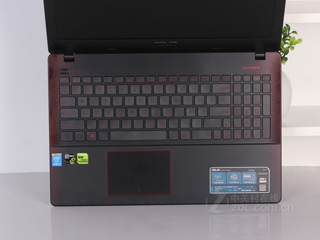 华硕 飞行堡垒fx50部 键盘面图