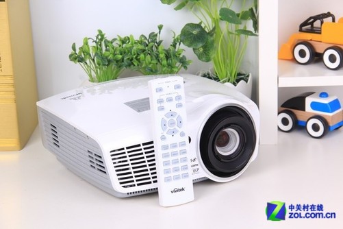 3d投影功能 丽讯h1180hd投影机青岛促销