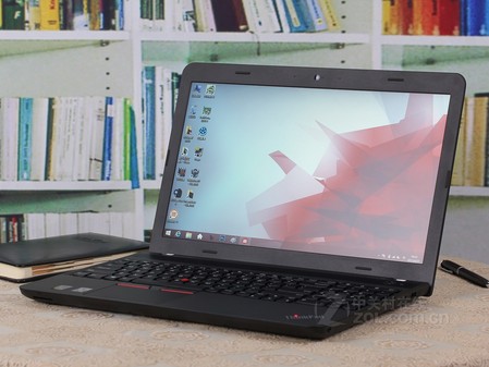 ThinkPad E550(20DFA008CD)外观图 ThinkPad E550(20DFA008CD)外观图