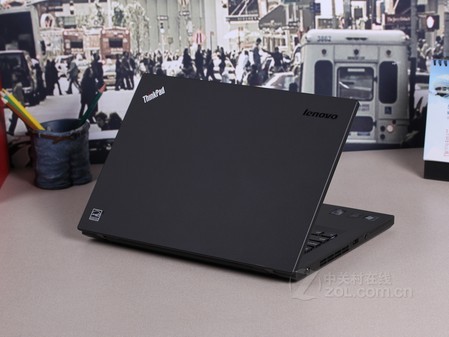 ThinkPad L450(20DSA03DCD外观图 ThinkPad L450(20DSA03DCD外观图