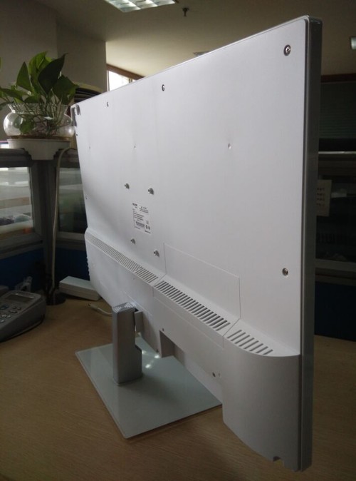 热点资讯 正文 长城集团wescom  e3215新款led背光液晶显示器,采用31.