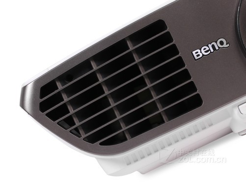 流畅的动态视觉 明基w3000 售价11999元