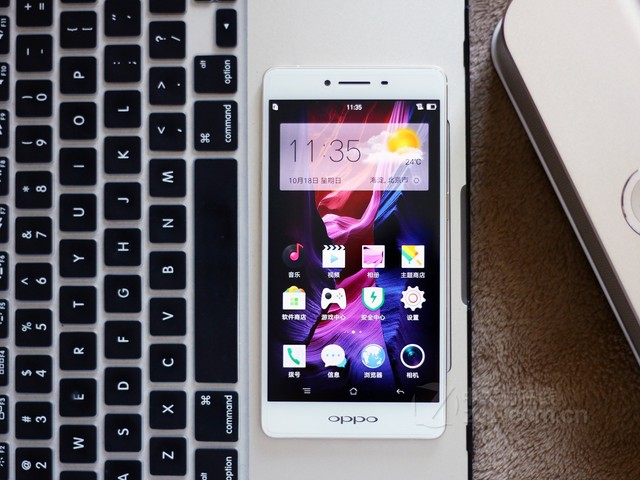 OPPO R7s OPPO R7s