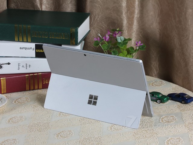 ��Ч�칫 ΢��Surface Pro 4Ϋ������ 