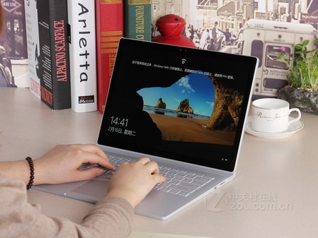 11GB����΢��Surface BOOK���������� 