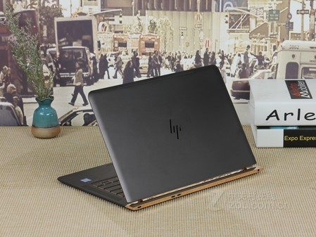 轻薄便携很实用惠普Spectre 13仅售7999 