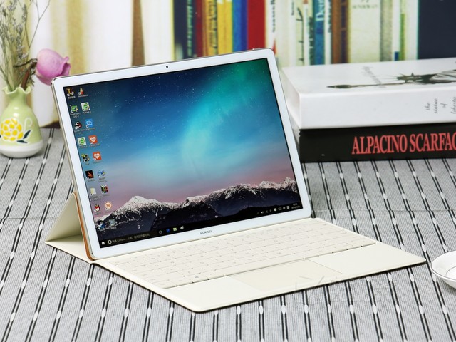 ��Ϊ12��ʼǱ� ��ΪMatebook��̨4988Ԫ 