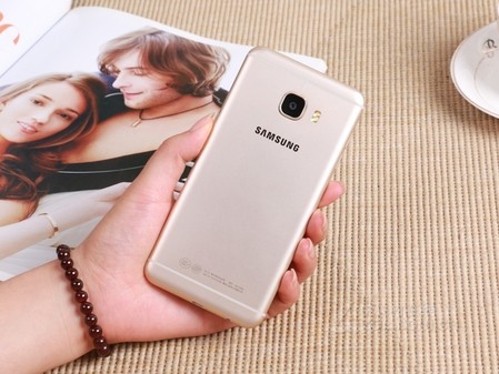 中国定制体验更好 三星GALAXY C5报2099 中国定制体验更好 三星GALAXY C5报2099
