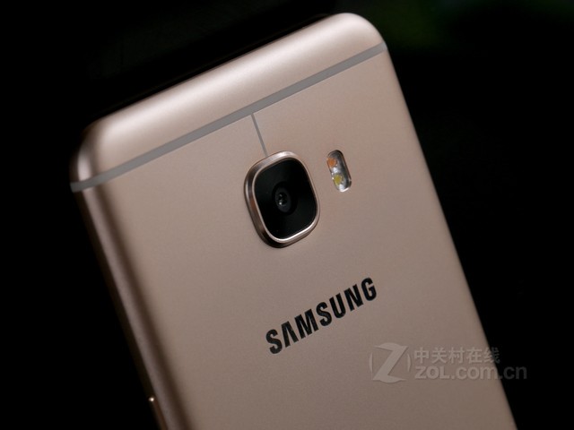 Ϊ�й��г��ع� ���� C5 ����������1821Ԫ 