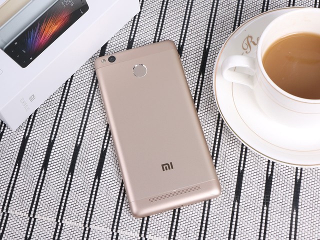 红米3S手机亲民价 16G版799元32G版950元 红米3S手机亲民价 16G版799元32G版950元