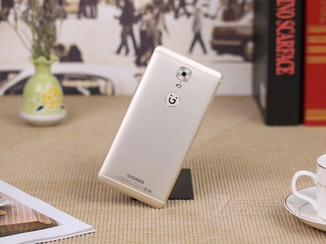 ����M6�����ֻ�����2699Ԫ 