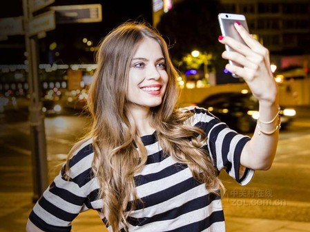 0华为 nova caz-tl10/标配版/全网通 仅售1140元