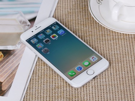 ǰ��700������ 128GB iPhone 7��4280Ԫ 