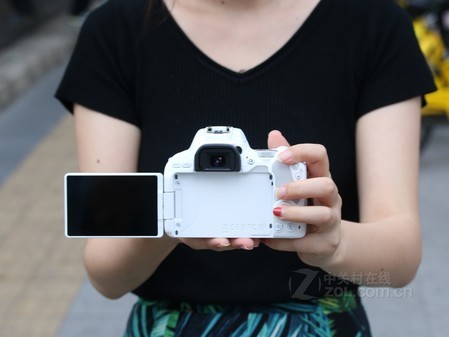 0 18-55mm实际焦距重庆佳能200D套机白色 0 18-55mm实际焦距重庆佳能200D套机白色