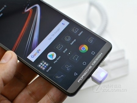 王者归来 华为Mate 10保时捷版天价现货 王者归来 华为Mate 10保时捷版天价现货