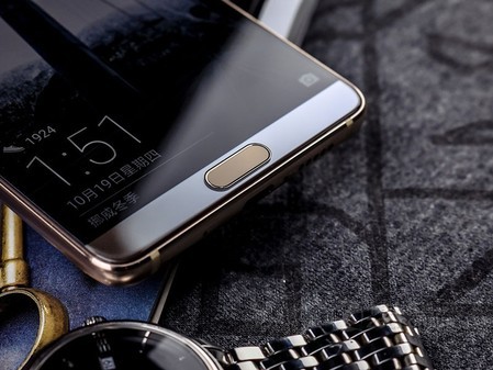 超大电池容量华为mate10手机128g售3399