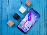 1300万正反双摄荣耀9青春版全网4+64GB黑
