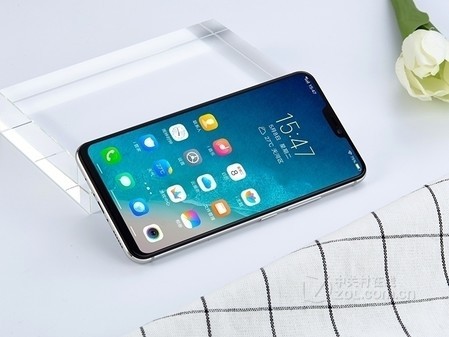 三明治设计 vivo X21I长沙报价2598元