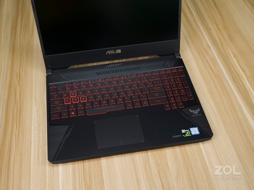 华硕笔记本fx86fe8300作为一款上市不久的时尚笔记本,在外观设计方面