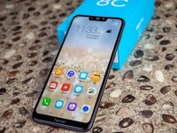 荣耀 畅玩8C 4G+32G全网通999元批发价优