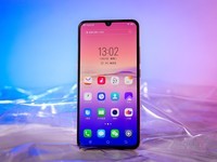 完美融合 长沙vivo X23幻彩版现售2798元