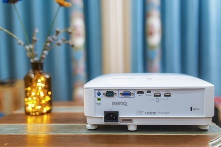 专业色彩调校 明基i705投影机仅售4556元