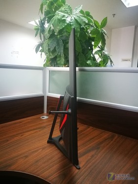 WESCOM 31.5寸曲面电竞显示器E300特价来袭 