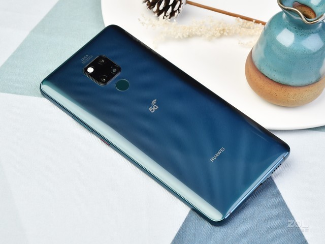 新款5g手机华为mate20x5g库存紧俏6399