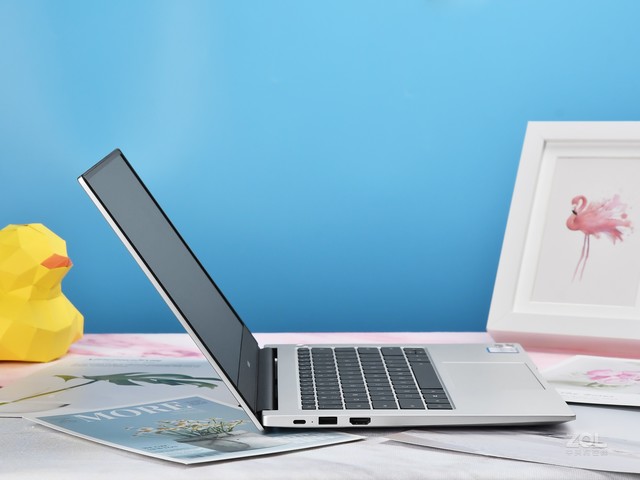 华为MateBook D 14(i5 10210U/16GB/512GB/MX250) 华为MateBook D 14(i5 10210U/16GB/512GB/MX250)